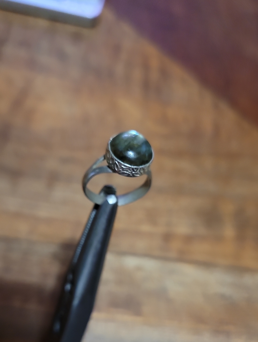 Vintage Bohemian sterling silver ring featuring a round labradorite Stone. 8.0
